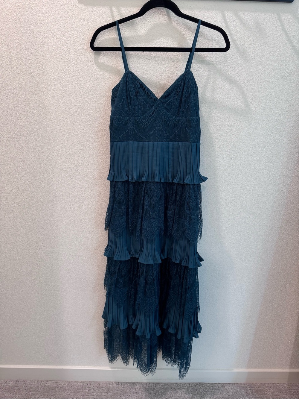 Lulu's Teal Lace Tiered Spaghetti-Strap Midi Dress